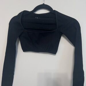 Urban Outfitters Black 3/4 Sleeve Fitted Crop Top, Size XS/S